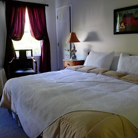 Green River Inn Sandgate Экстерьер фото