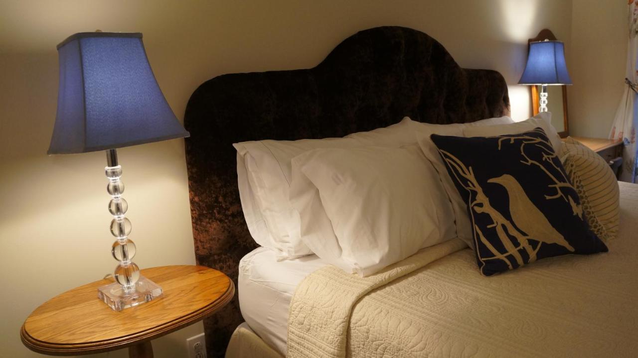 Green River Inn Sandgate Экстерьер фото